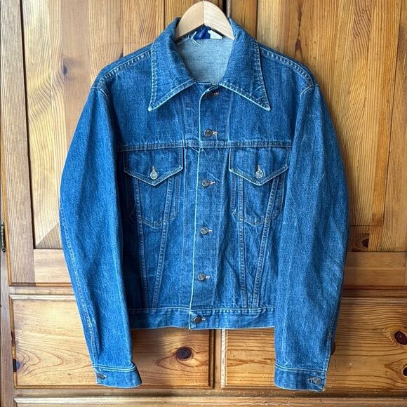 Vintage Jeans Joint Classic Denim Jacket.  Size Large. - Picture 1 of 4